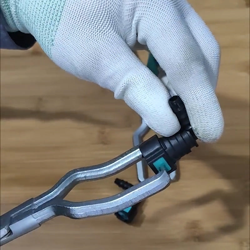 Electrical disconnect plier