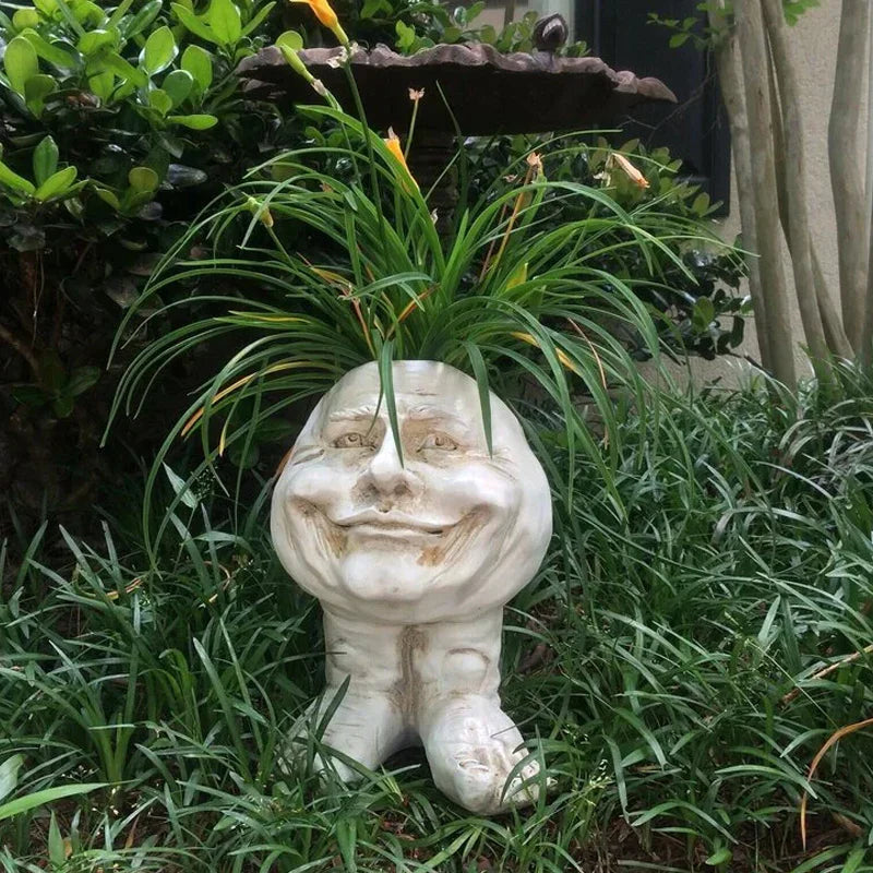 Mugglys Face Statue Planter